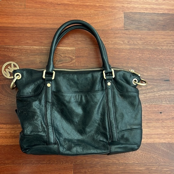 MICHAEL BY MICHAEL KORS black leather satchel - Picture 2 of 6